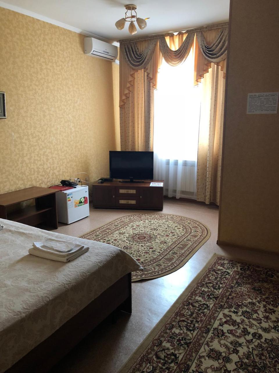 קוסטנאי Mirage Hotel מראה חיצוני תמונה
